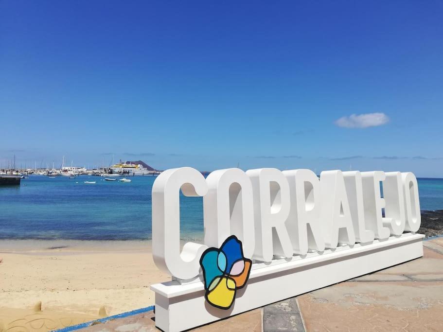 Blue Ocean Corralejo: Sunny Terrace, Pool, Wifi Appartement Buitenkant foto