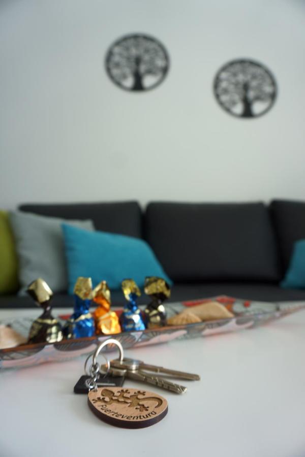 Blue Ocean Corralejo: Sunny Terrace, Pool, Wifi Appartement Buitenkant foto